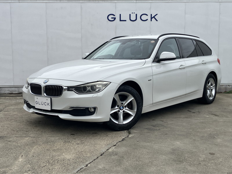 BMW 3シリーズ 320dブルーP ツーリング ラグジュアリー/ワンオーナー/弊店買取車両/本革黒革シート/シートヒーター/パワーシート/純正ナビ/バックカメラ/HIDライト/