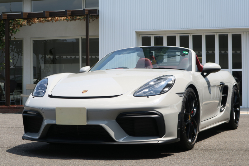 ポルシェ 718スパイダー PDK　正規ディ－ラ－車