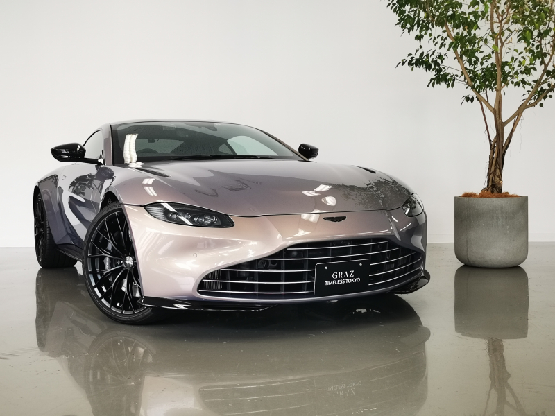 アストンマーティン ヴァンテージ 4.0 V8 RHD 2022MY　シグネチャーペイント　シートベンチレーション　エクステリアパック　スポーツプラスシート　認定中古車保証　ワンオーナー