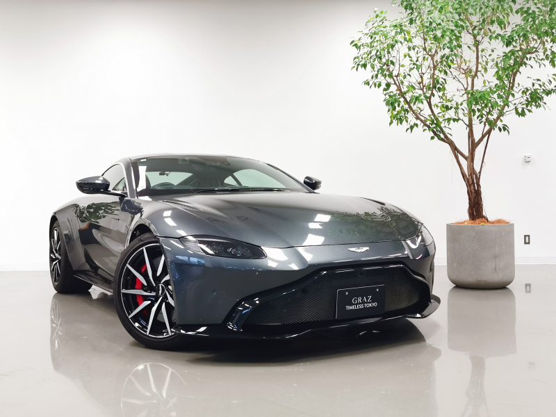 アストンマーティン ヴァンテージ 4.0L V8 RHD 2020MY　10スポークグロスブラックホイール　レッドブレーキキャリパー　エクステリアパック　インテリアジュエリーパック　認定中古車保証