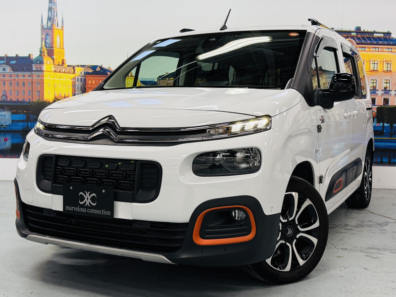 シトロエン ベルランゴ シャインブルーHDi XTRパック