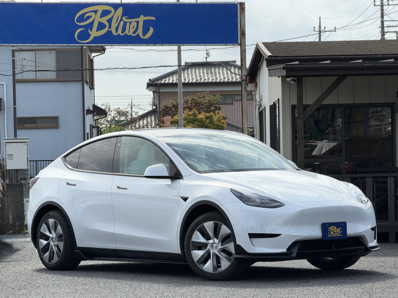 テスラ モデルY RWD ハーフエアロ