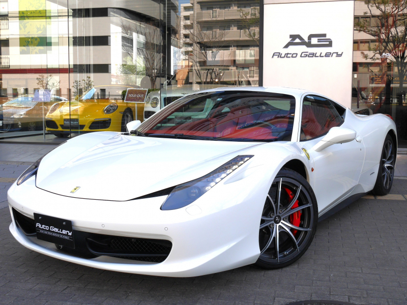 フェラーリ 458イタリア F1 DCT 　新車並行車　1オーナー車　2014年モデル　左H　カーボンインテリア　レーシングシート　純正20インチ鍛造ホイール　純正フロントリフター　社外ナビ　レーダー　ドラレコ　