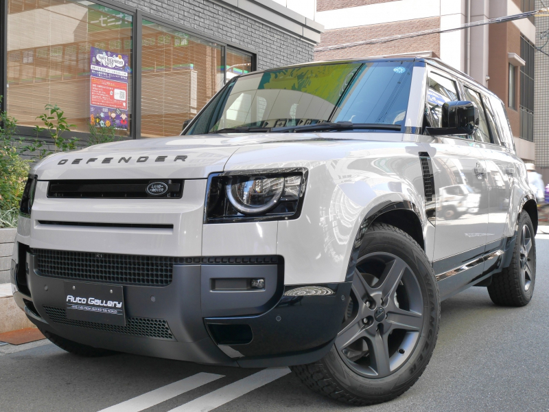 ランドローバー ディフェンダー 110  Xダイナミック SE  P300  1オーナー車   2.0ターボ  300馬力  エアサスペンションパック　パノラマルーフ　右ハンドル　新古車　