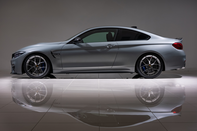 BMW Mシリーズ M4 CS　国内 60台限定モデル　Individual スペシャルペイント：ライムロックグレー　カスタム多数　BBS FI-R 鍛造ホイール　Aragosta 車高調　走行 9,900km！