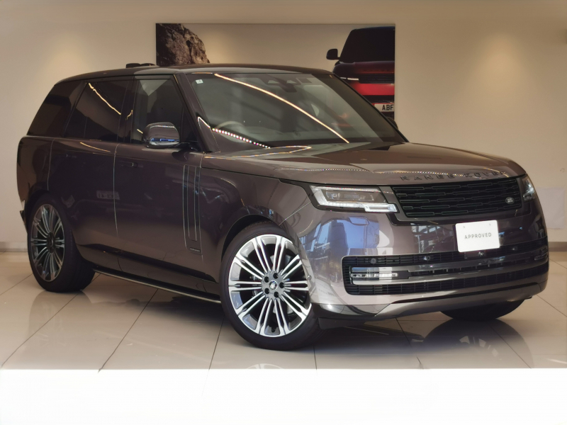 ランドローバー レンジローバー オートバイオグラフィ3.0L D350 SWB 4WD 禁煙車　1オーナー 黒革 サンルーフ シートH＆C＆マッサージ 電動サイドステップ MERIDIANシグネチャー ヘッドアップディスプレイ 23インチAW 急速クーラーボックス シャドーエクステリアP コントラストルーフ