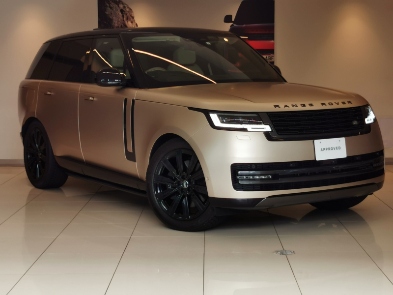 ランドローバー レンジローバー ファーストエディション 3.0L P440e SWB AWD 1オーナー ベージュ革シート サンルーフ 全席シートヒーター＆クーラー、フロントシートマッサージ 電動サイドステップ MERIDIANサラウンド 22インチアルミホイール ヘッドアップディスプレイ