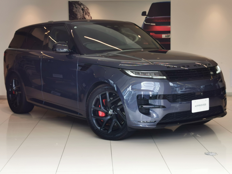ランドローバー レンジローバーSPORT ダイナミックSE 3.0L P550e AWD 1オーナー 黒革シート サンルーフ 全席シートヒーター＆クーラー 電動サイドステップ MERIDIANサウンド ブラックエクステリアパック 22インチアルミホイール レッドブレーキキャリパー クリアサイトインテリアリアビューミラー