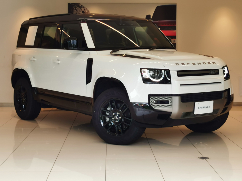 ランドローバー ディフェンダー 110 XダイナミックSE 3.0L D350 AWD 登録済未使用車 黒シート MERIDIANサウンド 3ゾーンクライメートコントロール インタラクティブドライバーディスプレイ ワイヤレスデバイスチャージング 19インチアルミホイール 空気清浄システムプラス（PM2.5フィルター付き）