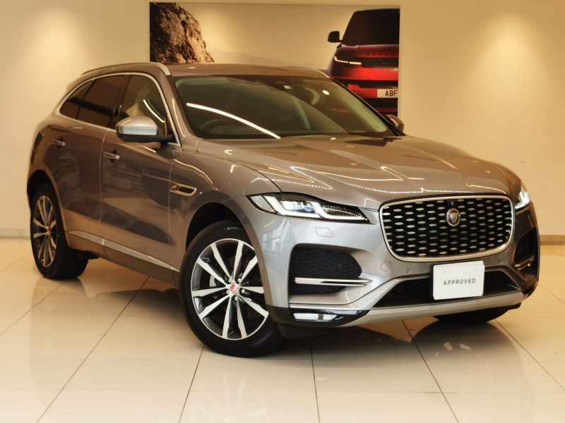 ジャガー F-PACE S 2.0L P250 AWD 1オーナー 黒革シート フロントシートヒーター＆クーラー MERIDIANサウンド 20インチアルミホイール ヘッドアップディスプレイ ワイヤレスデバイスチャージング メモリーシート 電動調整ステアリングコラム
