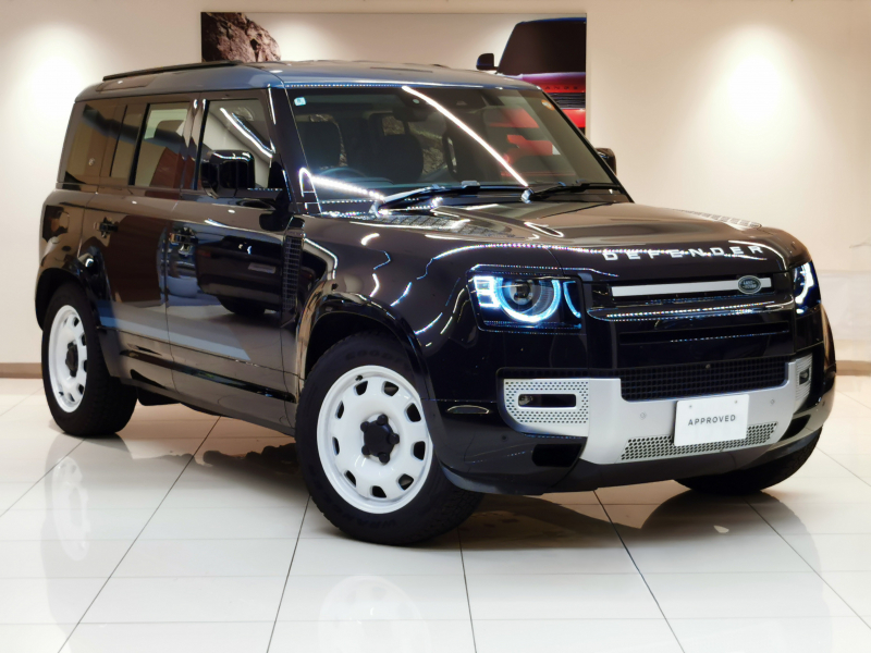 ランドローバー ディフェンダー S カウンティエクステリアパック 3.0L D300 AWD 1オーナー 黒革シート フロントシートヒーター 電子制御エアサスペンション インタラクティブドライバーディスプレイ 20インチアルミホイール ステアリングヒーター