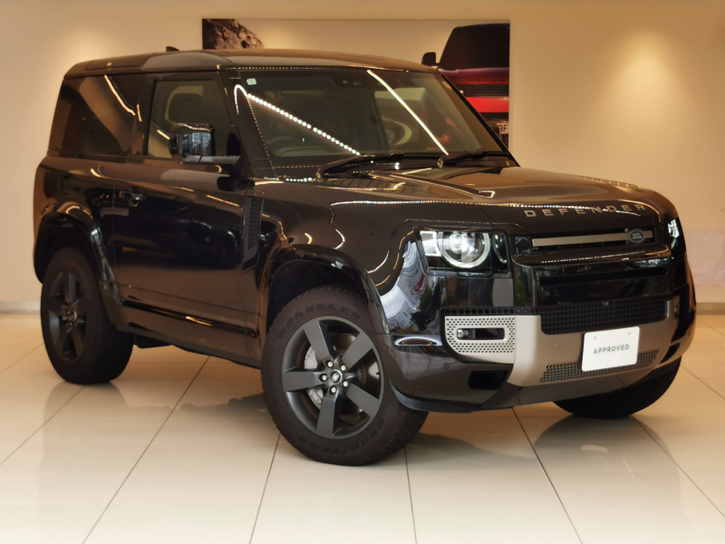 ランドローバー ディフェンダー 90 XダイナミックHSE 3.0L D350 AWD 1オーナー 黒革シート サンルーフ フロントシートヒーター＆クーラー MERIDIANサウンド インタラクティブドライバーディスプレイ 20インチアルミホイール ワイヤレスデバイスチャージング