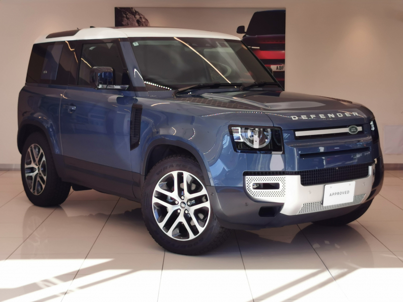 ランドローバー ディフェンダー 90 2.0L P300 AWD 1オーナー 黒シート サンルーフ 電子制御エアサスペンション OP20インチアルミホイール ホワイトコントラストルーフ LEDヘッドライト ブラインドスポットモニター スペアホイールカバー