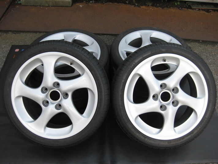 ポルシェ996純正ホイール 中空ホイール 2本 ポルシェ996純正ホイール 中空ホイール 2本